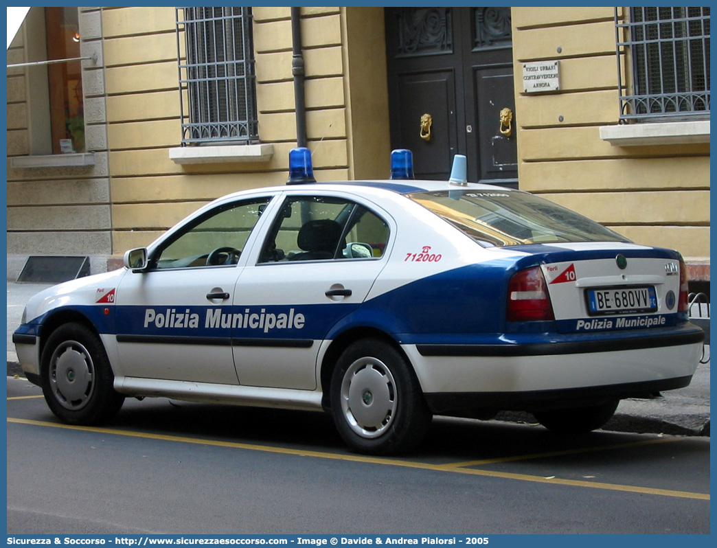 -
Polizia Municipale
Comune di Forlì
Skoda Octavia
Parole chiave: Polizia;Locale;Municipale;Forlì;Skoda;Octavia