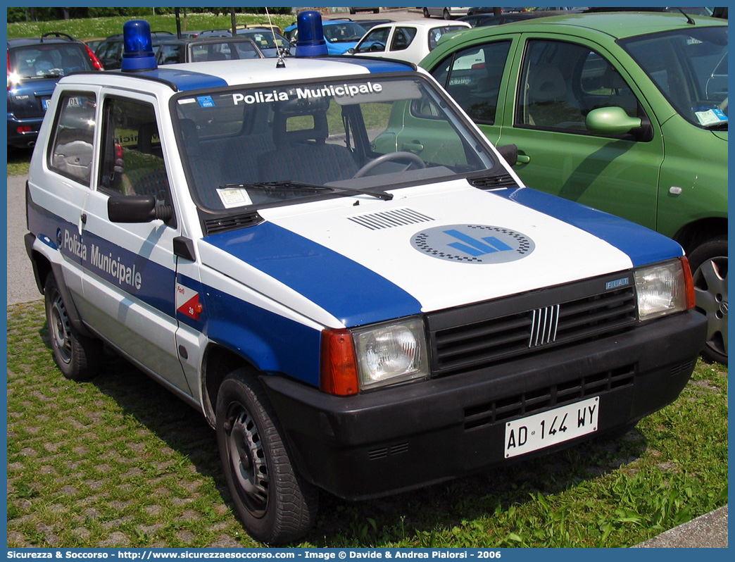 -
Polizia Municipale
Comune di Forlì
Fiat Panda II serie
Parole chiave: Polizia;Locale;Municipale;Forlì;Fiat;Panda