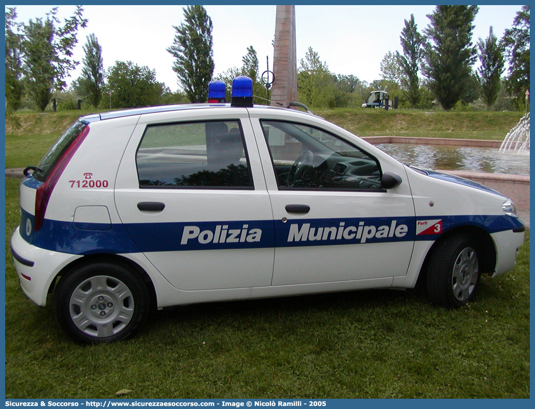 -
Polizia Municipale
Comune di Forlì
Fiat Punto III serie
Parole chiave: Polizia;Locale;Municipale;Forlì;Fiat;Punto