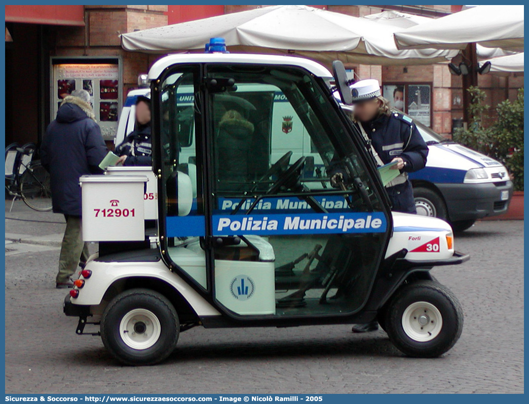 -
Polizia Municipale
Comune di Forlì
Nucleo Vigilanza di Quartiere
Veicolo Elettrico
Parole chiave: Polizia;Locale;Municipale;Forlì;Veicolo;Veicoli;Elettrico;Elettrici;Vigili;Vigilanza;Quartiere