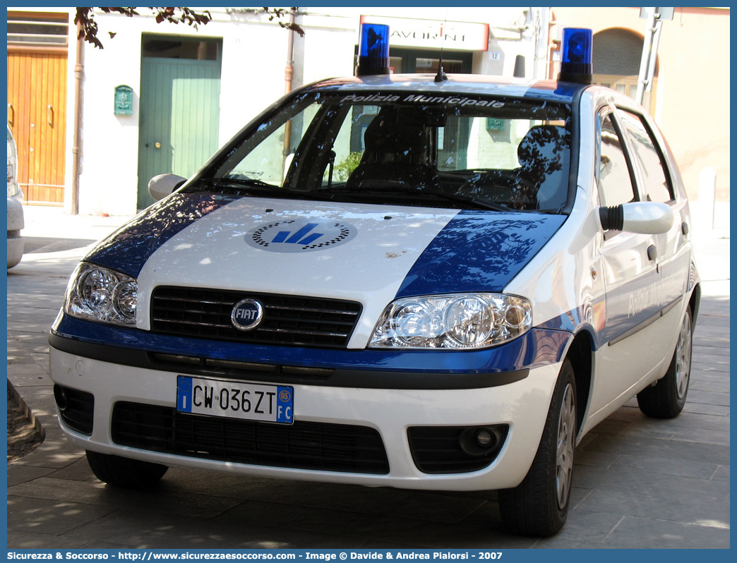 -
Polizia Municipale
Comune di Forlimpopoli
Fiat Punto III serie
Parole chiave: Polizia;Locale;Municipale;Forlimpopoli;Fiat;Punto