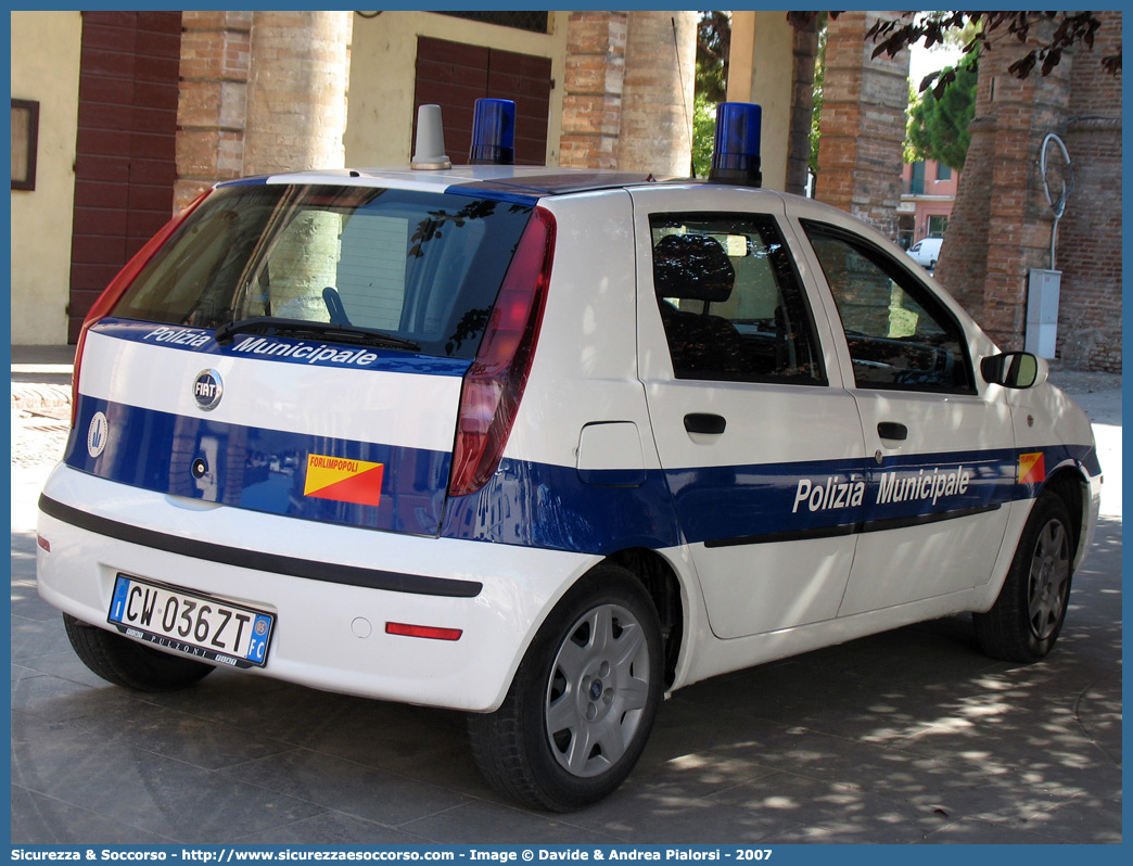 -
Polizia Municipale
Comune di Forlimpopoli
Fiat Punto III serie
Parole chiave: Polizia;Locale;Municipale;Forlimpopoli;Fiat;Punto