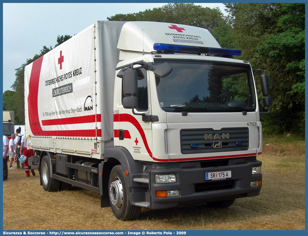 4.7523
Republik Österreich
Österreichische Rotes Kreuz
MAN TGM
Parole chiave: Republik;Österreich;Österreichische;Rotes;Kreuz;Volkswagen;Transporter;MAN