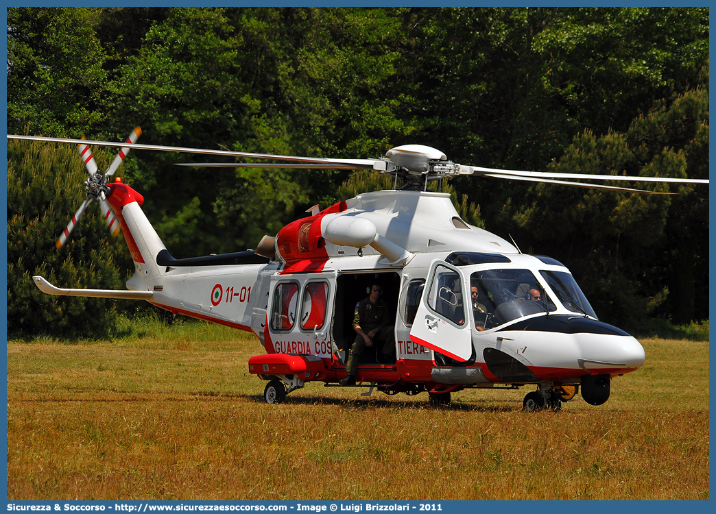 MM81741 / 11-01 "Nemo 01"
Corpo delle Capitanerie di Porto
Guardia Costiera 
Agusta Westland AW139
Parole chiave: CP;C.P.;Guardia;Costiera;Capitaneria;Capitanerie;di;Porto;Agusta;Westland;AW139