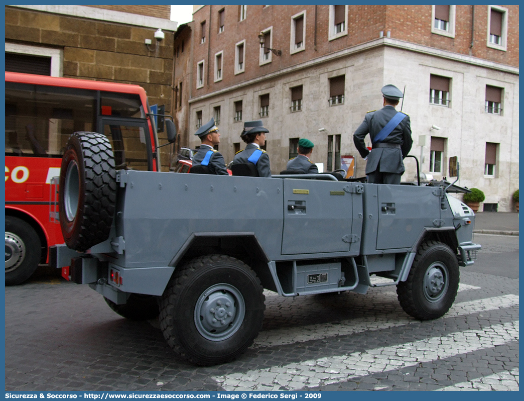 GdiF 138AY
Guardia di Finanza
Iveco 40-10WM "VM90"
Parole chiave: GdiF;G.D.F.;GDF;Guardia di Finanza;Iveco;40-10WM 