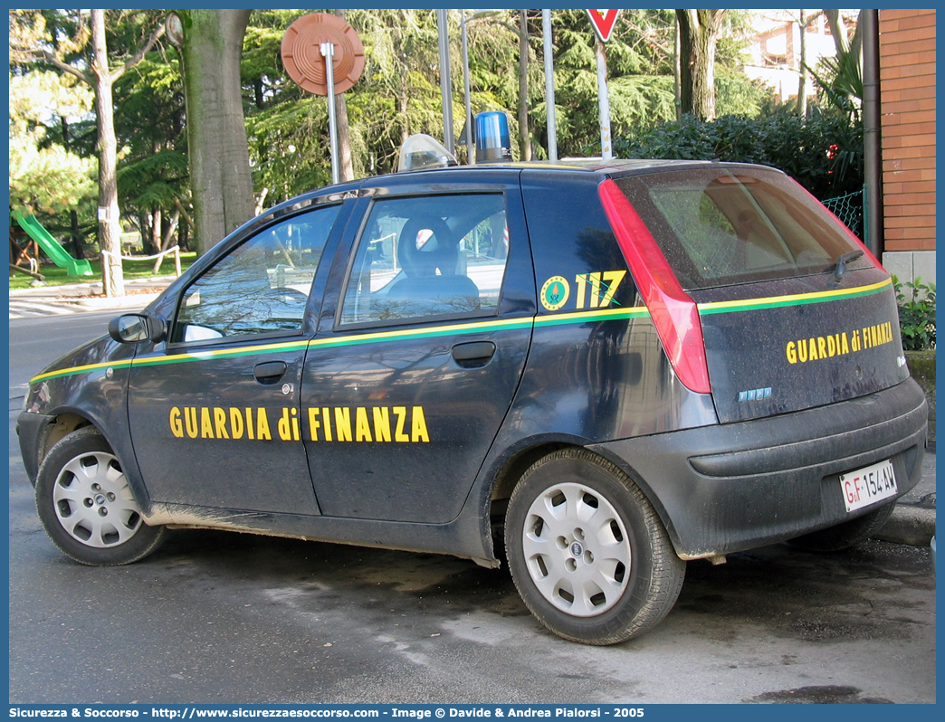 GdiF 154AW
Guardia di Finanza
Fiat Punto II serie
Parole chiave: GdiF;G.D.F.;GDF;Guardia di Finanza;Fiat;Punto II serie;154AW