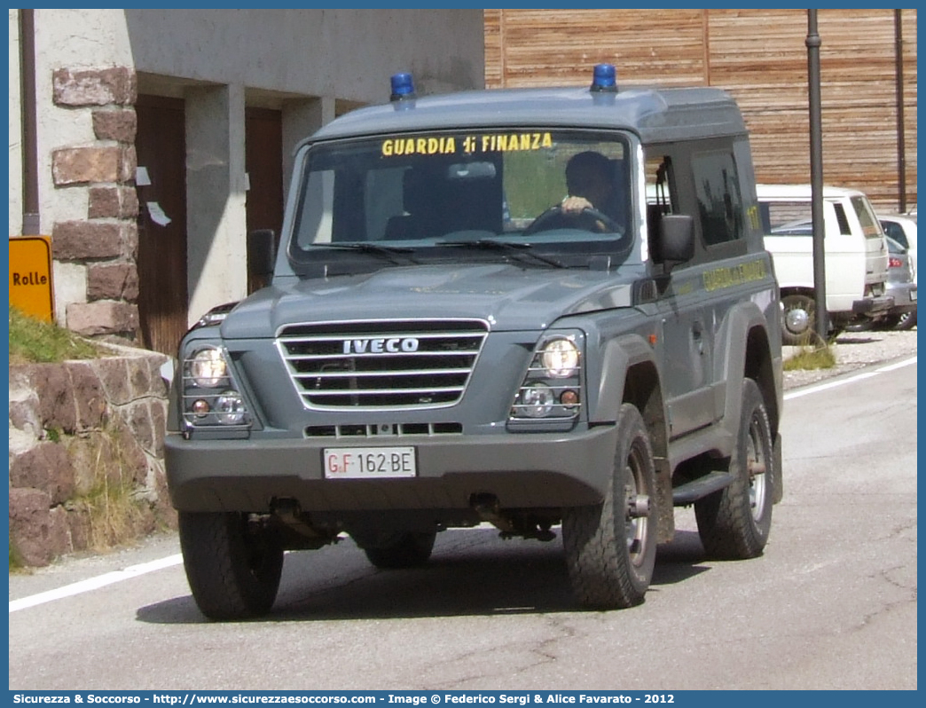 GdiF 162BE
Guardia di Finanza
Iveco Massif
Parole chiave: GdiF;G.D.F.;GDF;Guardia di Finanza;Iveco;Massif;162BE