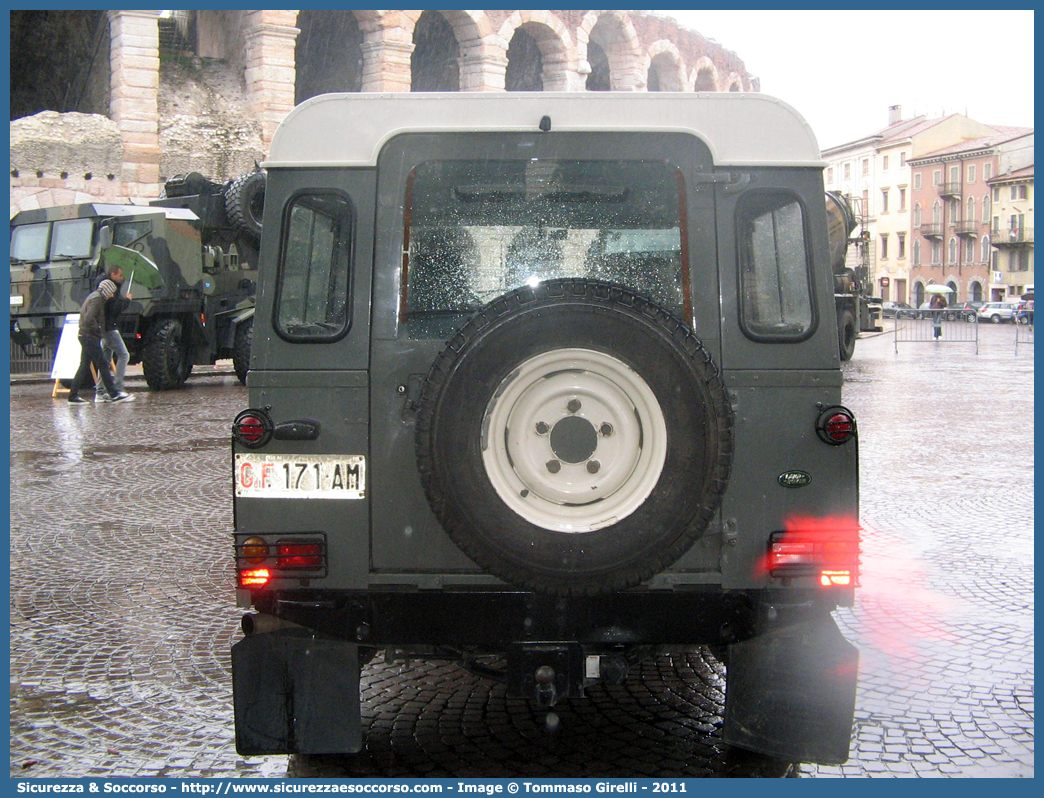 GdiF 171AM
Guardia di Finanza
Land Rover Defender 110
(variante)
Parole chiave: GdiF;G.D.F.;GDF;Guardia di Finanza;Land Rover;Defender 110;171AM