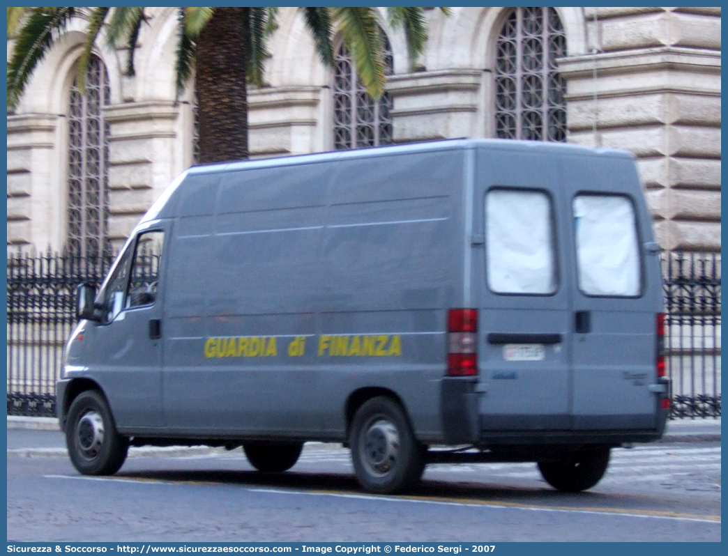 GdiF 175AP
Guardia di Finanza
Fiat Ducato II serie

Parole chiave: GdiF;G.D.F.;GDF;Guardia;di;Finanza;Fiat;Ducato