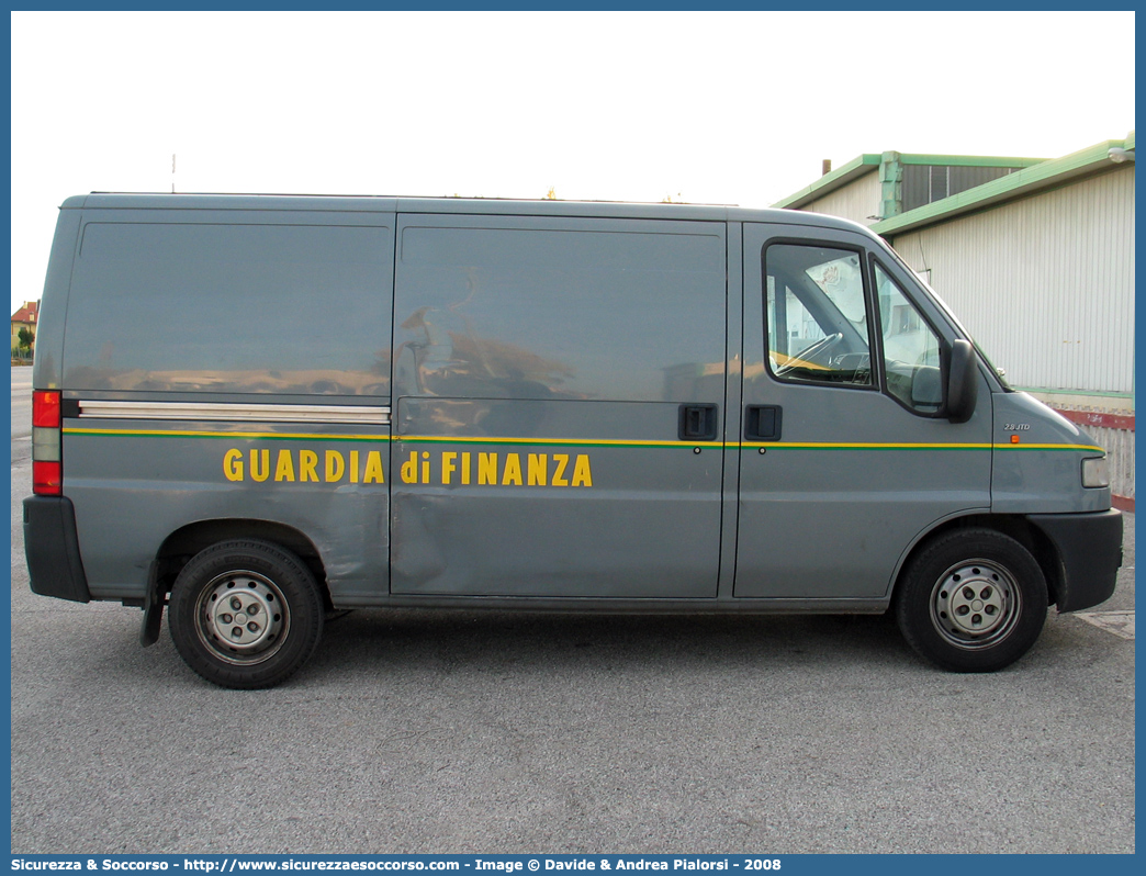 GdiF 266AW
Guardia di Finanza
Fiat Ducato II serie

Parole chiave: GdiF;G.D.F.;GDF;Guardia;di;Finanza;Fiat;Ducato