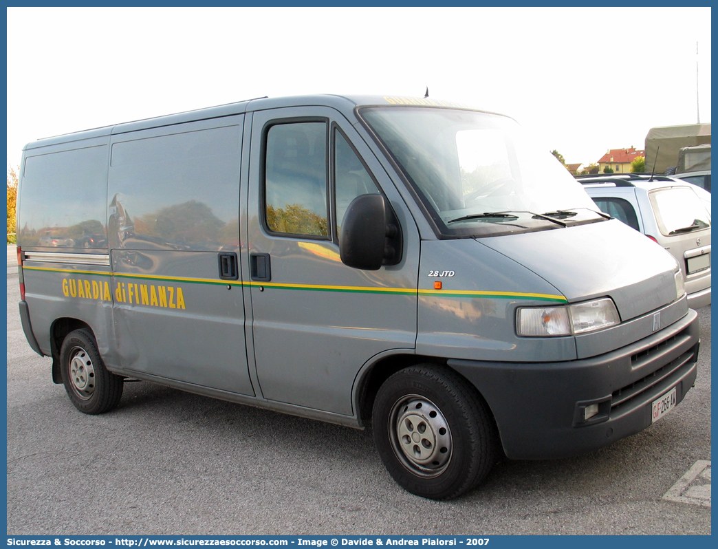 GdiF 266AW
Guardia di Finanza
Fiat Ducato II serie

Parole chiave: GdiF;G.D.F.;GDF;Guardia;di;Finanza;Fiat;Ducato