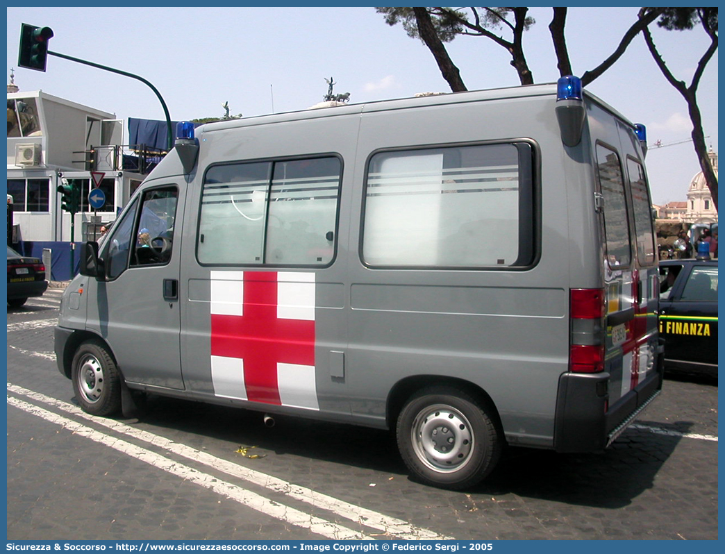 GdiF 305AT
Guardia di Finanza
Servizio Sanitario
Fiat Ducato II serie
Parole chiave: GdiF;G.D.F.;GDF;Guardia;di;Finanza;Ambulanza;Fiat;Ducato;305AT