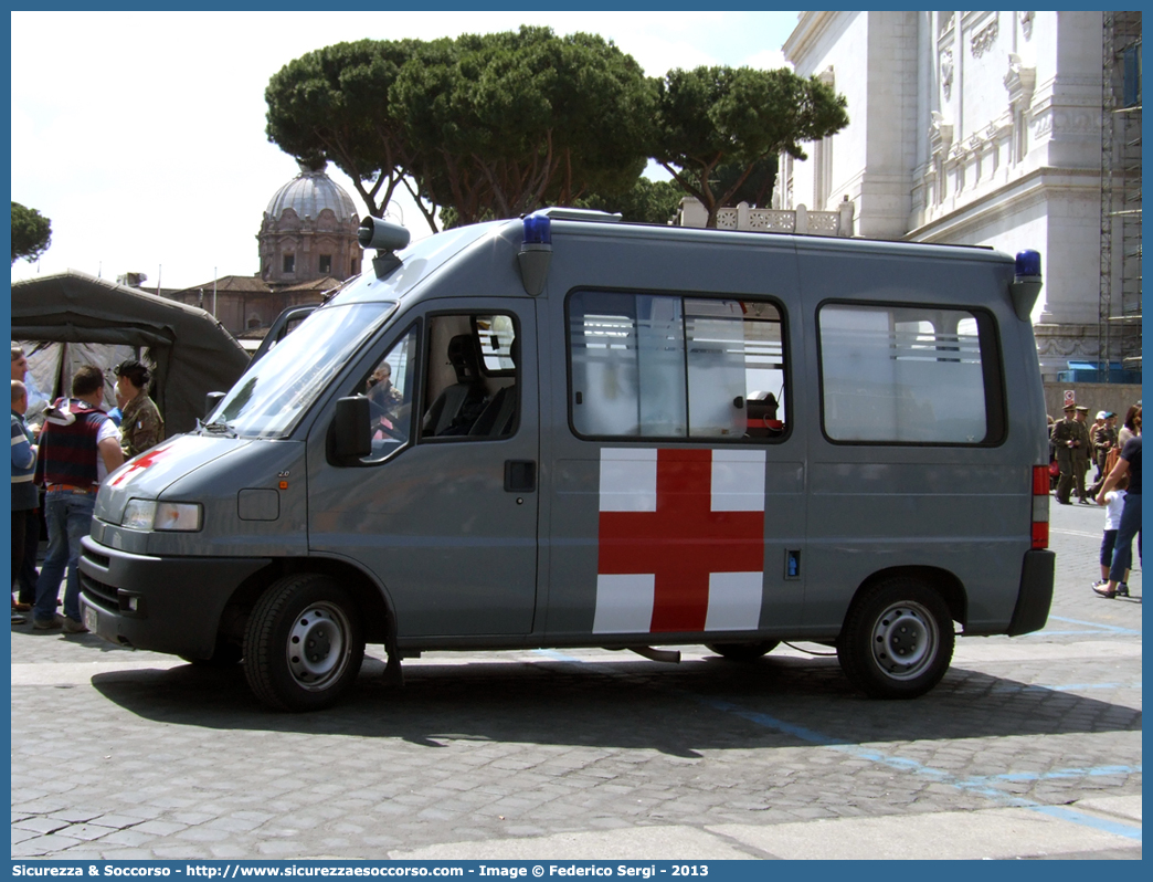 GdiF 306AT
Guardia di Finanza
Servizio Sanitario
Fiat Ducato II serie
Parole chiave: GdiF;G.D.F.;GDF;Guardia;di;Finanza;Ambulanza;Fiat;Ducato;306AT