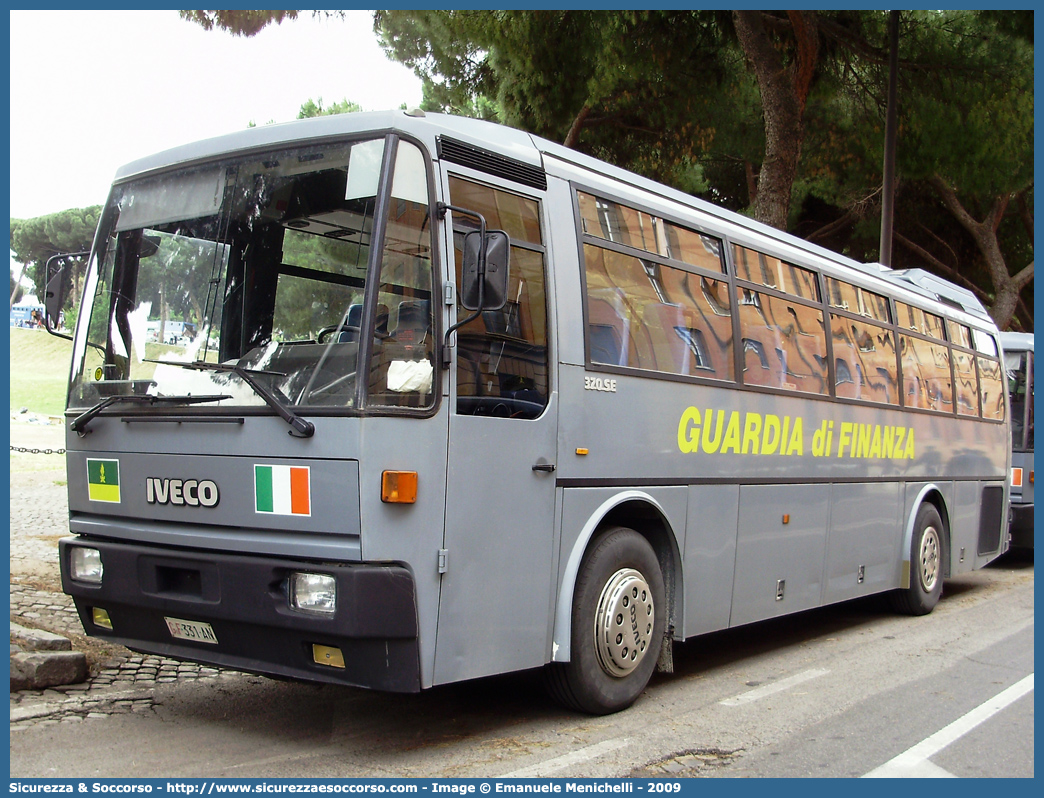 GdiF 331AN
Guardia di Finanza
Iveco 370SE Turbo
Parole chiave: GdiF;G.D.F.;GDF;Guardia di Finanza;Iveco;370SE Turbo;331AN