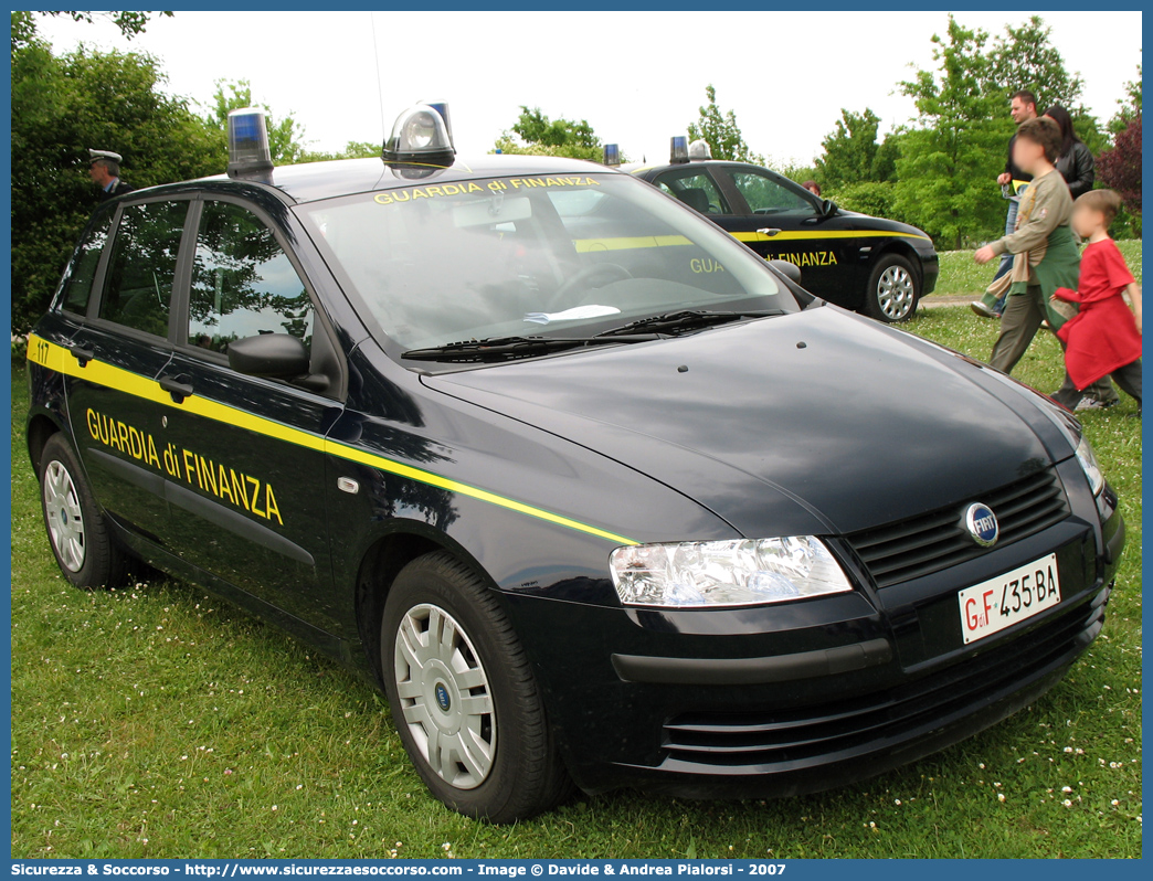 GdiF 435BA
Guardia di Finanza
Fiat Stilo II serie
Parole chiave: GdiF;G.D.F.;GDF;Guardia di Finanza;Fiat;Stilo II serie;435BA