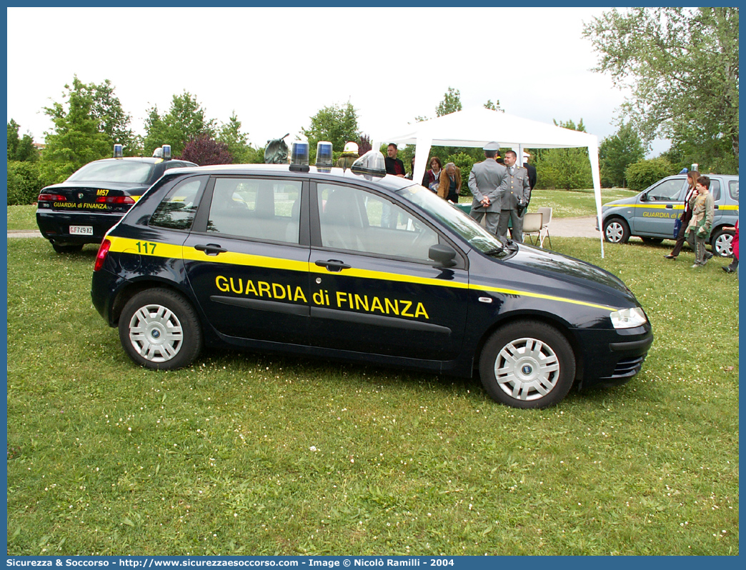 GdiF 435BA
Guardia di Finanza
Fiat Stilo II serie
Parole chiave: GdiF;G.D.F.;GDF;Guardia di Finanza;Fiat;Stilo II serie;435BA