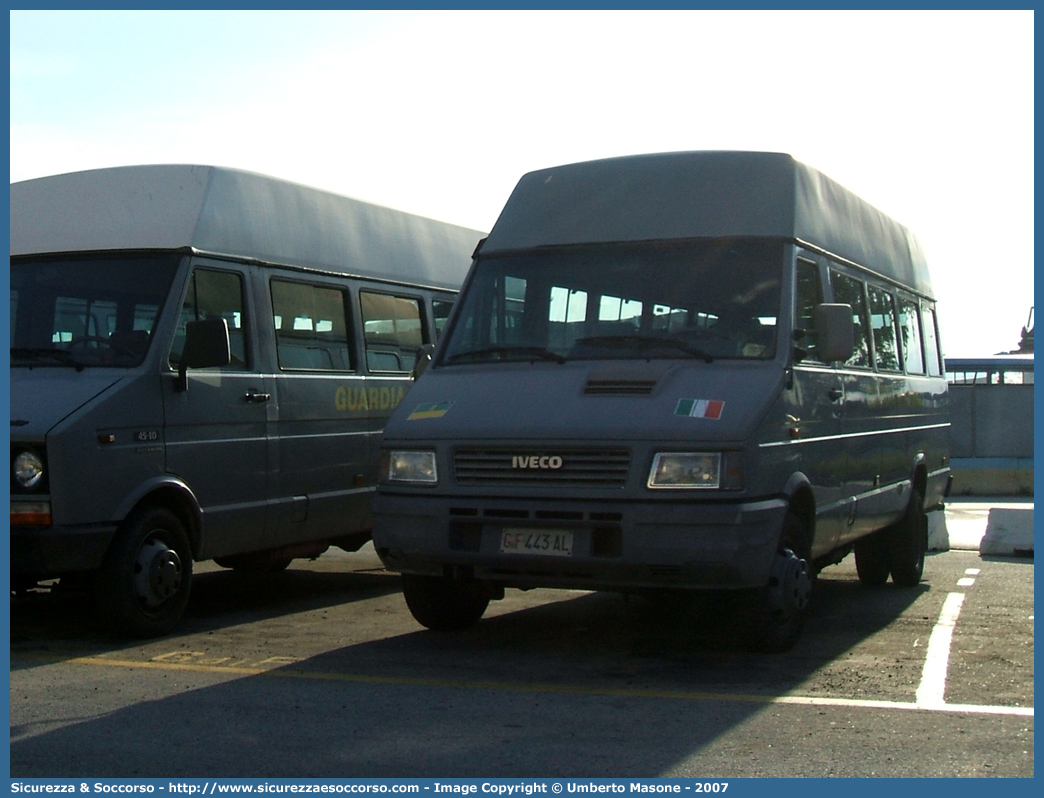 GdiF 443AL
Guardia di Finanza
Iveco Daily 45-10 II serie
Parole chiave: GdiF;G.D.F.;GDF;Guardia di Finanza;Iveco;Daily;45-10;45 - 10