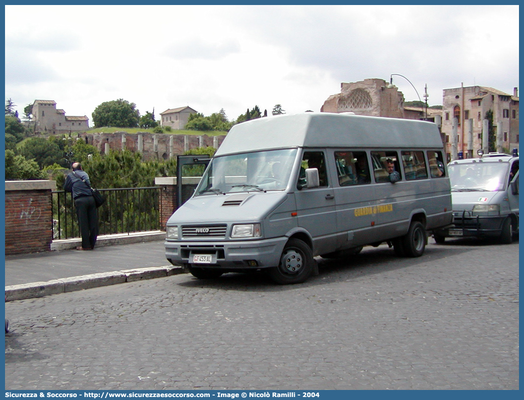 GdiF 453AL
Guardia di Finanza
Iveco Daily 45-10 II serie
Parole chiave: GdiF;G.D.F.;GDF;Guardia di Finanza;Iveco;Daily;45-10;45 - 10