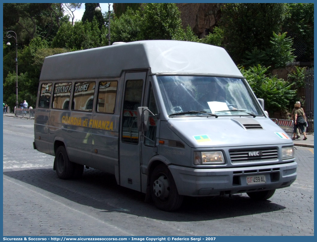 GdiF 459AL
Guardia di Finanza
Iveco Daily 45-10 II serie
Parole chiave: GdiF;G.D.F.;GDF;Guardia di Finanza;Iveco;Daily;45-10;45 - 10