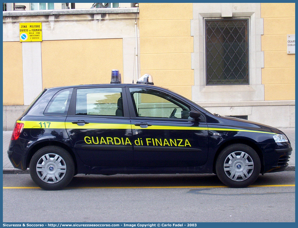 GdiF 467AZ
Guardia di Finanza
Fiat Stilo II serie
Parole chiave: GdiF;G.D.F.;GDF;Guardia di Finanza;Fiat;Stilo II serie;467AZ