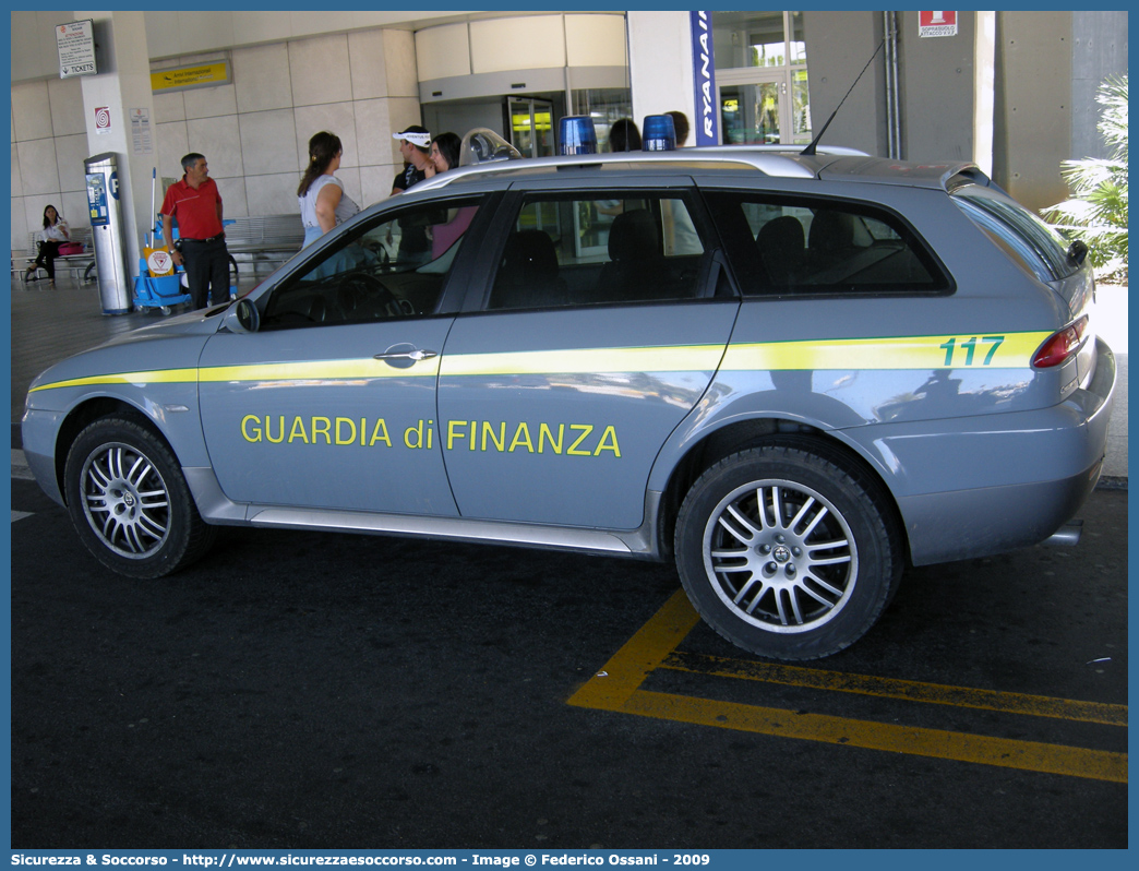 GdiF 508BB
Guardia di Finanza
Alfa Romeo 156 Q4 Crosswagon
Parole chiave: GdiF;G.D.F.;GDF;Guardia;di;Finanza;Alfa;Romeo;156;Q4;Crosswagon;508BB