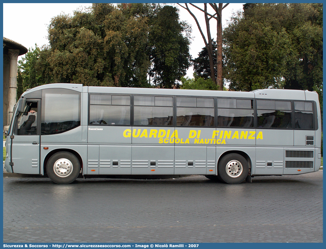 GdiF 589AV
Guardia di Finanza
Irisbus 389 EuroClass
Scuola Nautica
Parole chiave: GdiF;G.D.F.;GDF;Guardia di Finanza;Irisbus;389 EuroClass;589AV