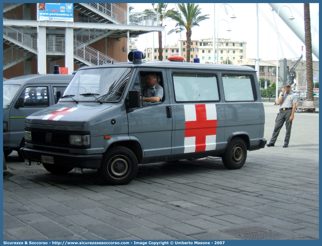 GdiF 668AH
Guardia di Finanza
Servizio Sanitario
Fiat Ducato I serie restyling
Parole chiave: GdiF;G.D.F.;GDF;Guardia di Finanza;Ambulanza;Fiat;Ducato I serie restyling;668AH