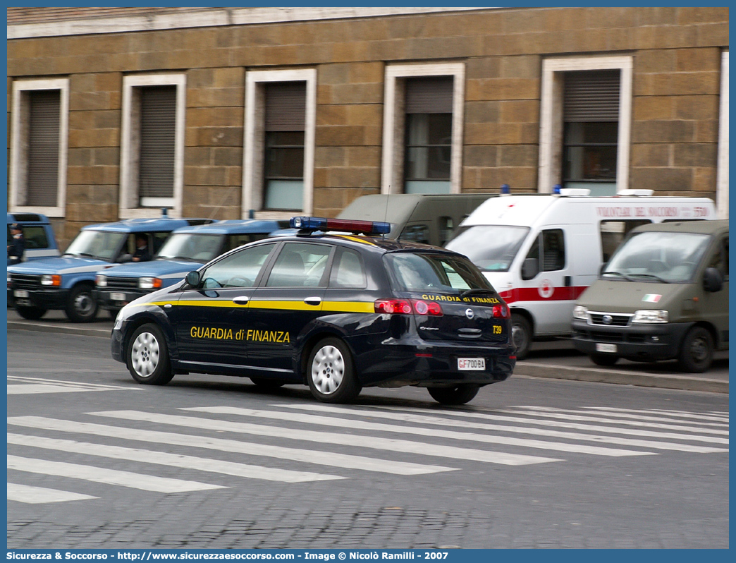 GdiF 700BA
Guardia di Finanza
Fiat Nuova Croma I serie
Parole chiave: GdiF700BA;Guardia di Finanza;Fiat Nuova Croma I serie