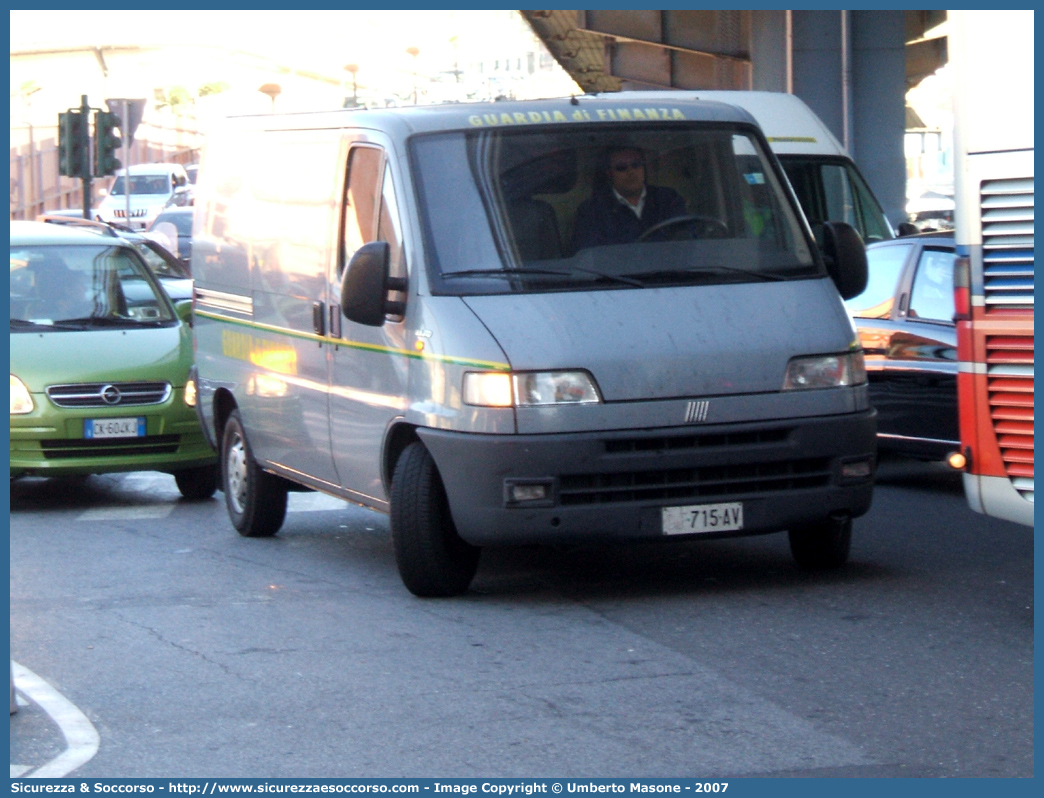 GdiF 715AV
Guardia di Finanza
Fiat Ducato II serie

Parole chiave: GdiF;G.D.F.;GDF;Guardia;di;Finanza;Fiat;Ducato