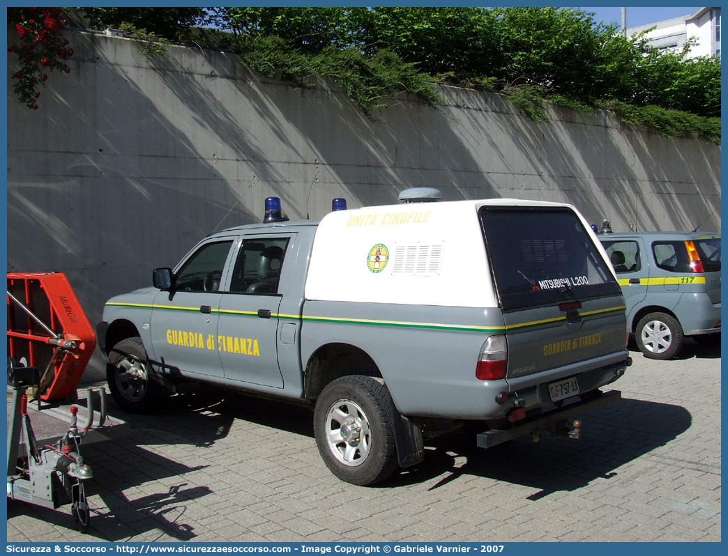 GdiF 797AX
Guardia di Finanza
S.A.G.F.
Mitsubishi L200 III serie restyling
Parole chiave: GdiF;G.D.F.;GDF;Guardia di Finanza;S.A.G.F.;SAGF;Soccorso Alpino;Mitsubishi;L200 III serie;797AX