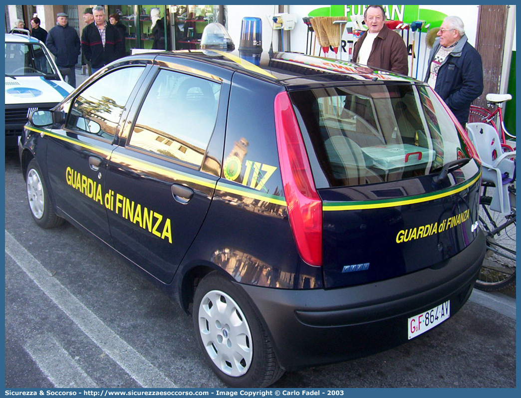 GdiF 864AV
Guardia di Finanza
Fiat Punto II serie
Parole chiave: GdiF;G.D.F.;GDF;Guardia di Finanza;Fiat;Punto II serie;864AV