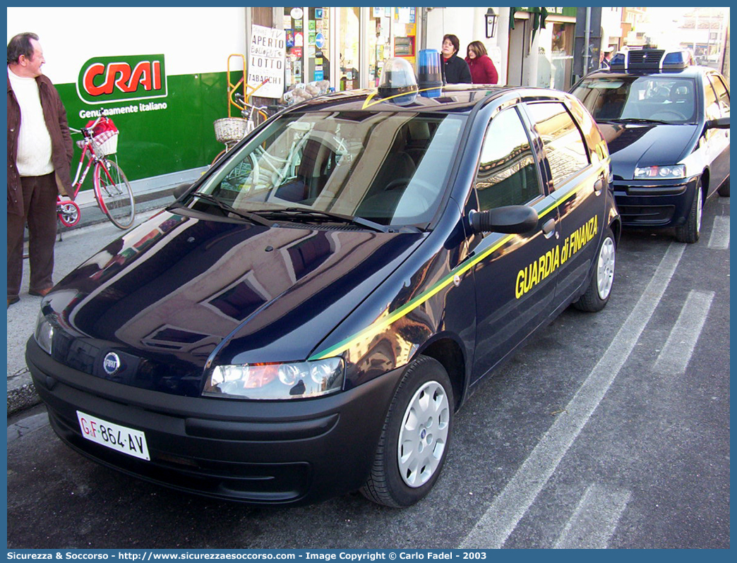 GdiF 864AV
Guardia di Finanza
Fiat Punto II serie
Parole chiave: GdiF;G.D.F.;GDF;Guardia di Finanza;Fiat;Punto II serie;864AV