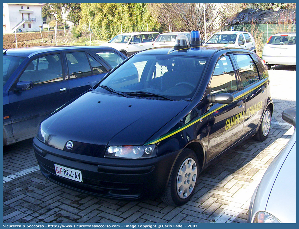 GdiF 864AV
Guardia di Finanza
Fiat Punto II serie
Parole chiave: GdiF;G.D.F.;GDF;Guardia di Finanza;Fiat;Punto II serie;864AV