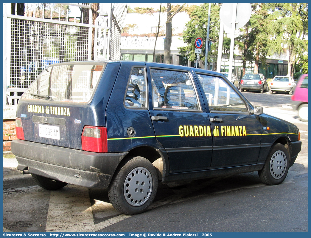 GdiF 898AM
Guardia di Finanza
Fiat Uno II serie
Parole chiave: GdiF;G.D.F.;GDF;Guardia di Finanza;Fiat;Uno II serie;898AM