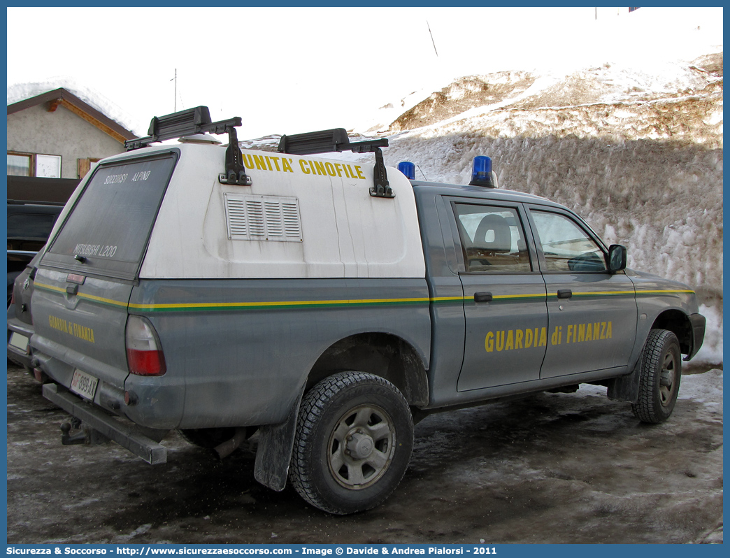 GdiF 899AX
Guardia di Finanza
S.A.G.F.
Mitsubishi L200 III serie restyling
Parole chiave: GdiF;G.D.F.;GDF;Guardia di Finanza;S.A.G.F.;SAGF;Soccorso Alpino;Mitsubishi;L200 III serie;899AX