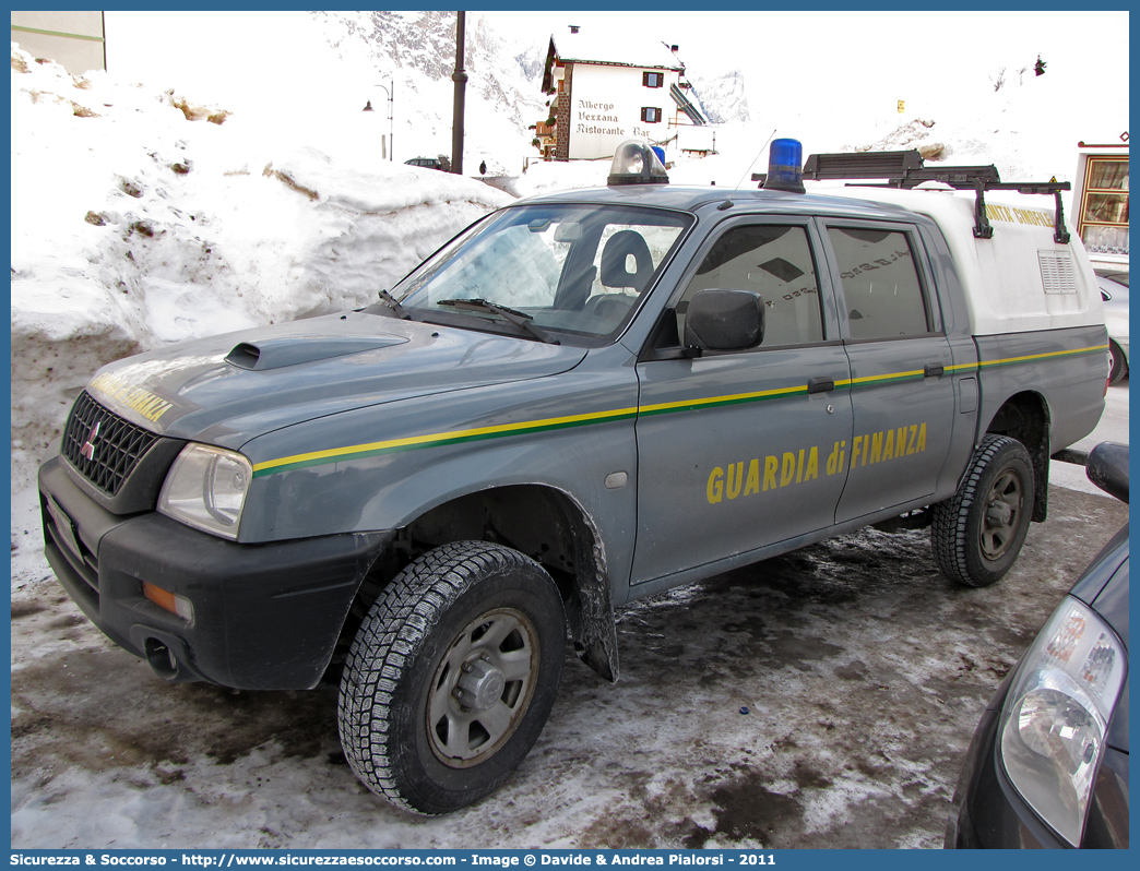 GdiF 899AX
Guardia di Finanza
S.A.G.F.
Mitsubishi L200 III serie restyling
Parole chiave: GdiF;G.D.F.;GDF;Guardia di Finanza;S.A.G.F.;SAGF;Soccorso Alpino;Mitsubishi;L200 III serie;899AX