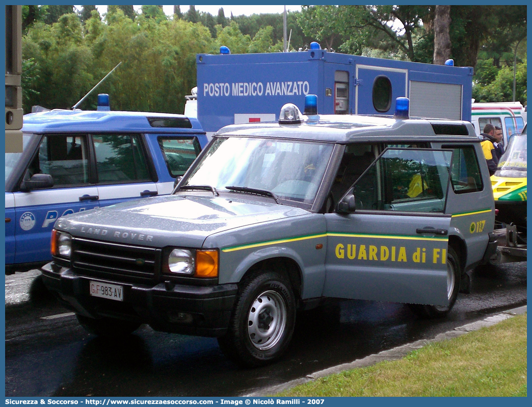 GdiF 983AV
Guardia di Finanza
Land Rover Discovery II serie
Parole chiave: GdiF;G.D.F.;GDF;Guardia di Finanza;Land Rover;Discovery II serie;983AV