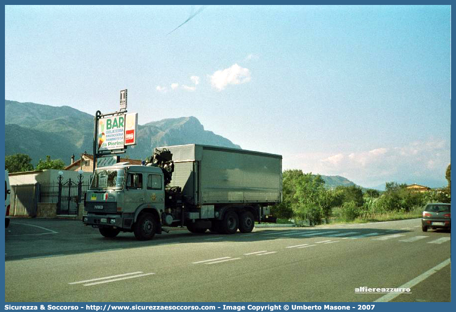 -
Guardia di Finanza
Iveco 190-26 TurboTech
Parole chiave: GdiF;G.D.F.;GDF;Guardia di Finanza;Iveco;190-26;TurboTech