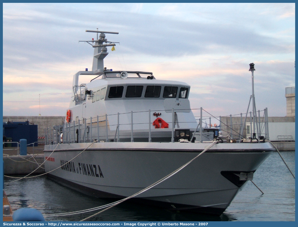 G.200 "Brigadiere Buratti"
Guardia di Finanza
R.O.A.N. Componente Navale
Guardacoste Classe "Buratti"
Parole chiave: GdiF;G.D.F.;GDF;Guardia;di;Finanza;R.O.A.N.;ROAN;Componente;Navale;Guardacoste;Buratti