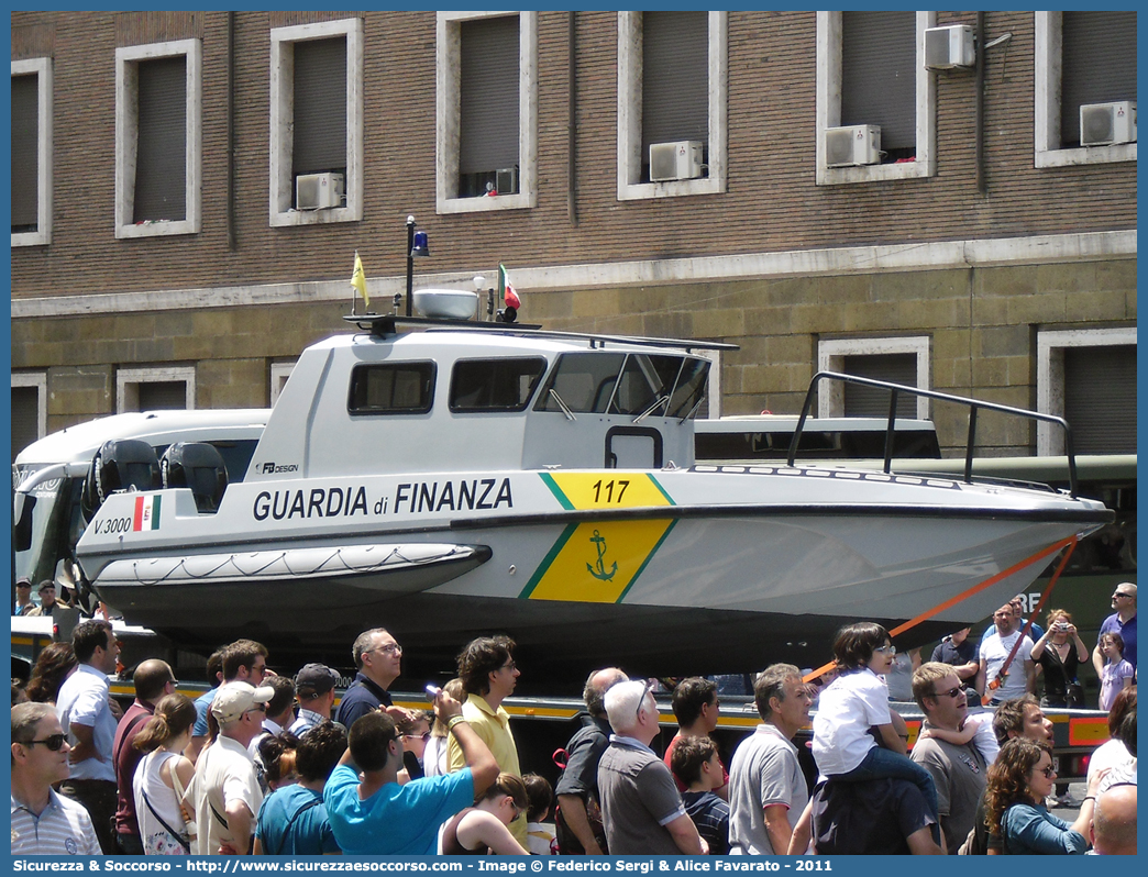 V.3000
Guardia di Finanza
R.O.A.N. Componente Navale
Vedetta Acque Interne Classe 3000
FB Design FB 48' STAB
Parole chiave: GdiF;G.D.F.;GDF;Guardia;di;Finanza;R.O.A.N.;ROAN;Componente;Navale;Vedetta;Classe;3000;FB;Design;FB;48;STAB