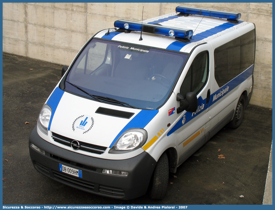 -
Polizia Municipale
Comune di Imola
Opel Vivaro I serie
Allestitore Focaccia Group S.r.l.
Parole chiave: Polizia;Locale;Municipale;Imola;Opel;Vivaro;Focaccia