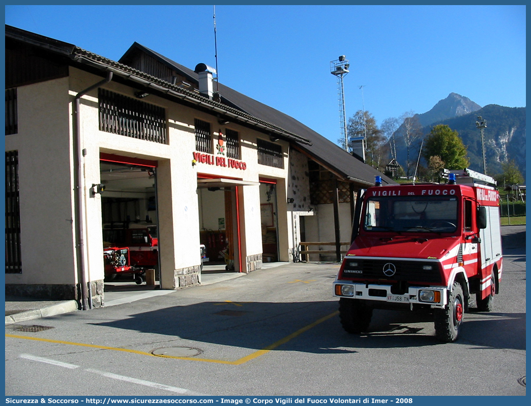 VF J58TN
Corpo Volontario Vigili del Fuoco Imer
Mercedes Benz Unimog U100L
Parole chiave: VF;V.F.;Vigili del Fuoco;Vigili;Fuoco;Volontari;Imer;Mercedes Benz;Unimog;U100L;J58TN