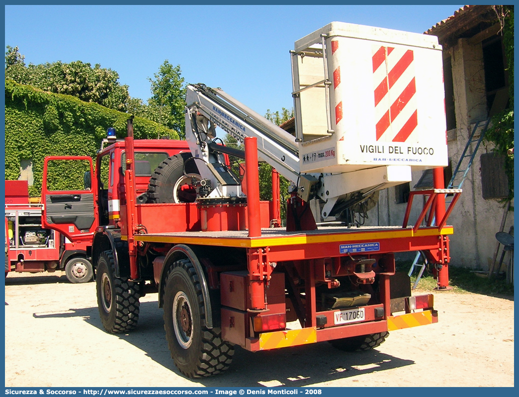 VF 17060
Corpo Nazionale Vigili del Fuoco
Man Meccanica 99 Evoluzione 4x4
Parole chiave: Corpo;Nazionale;Vigili del Fuoco;Vigili;Fuoco;AutoScala;AS;Man;Meccanica;99;Evoluzione;4x4;17060