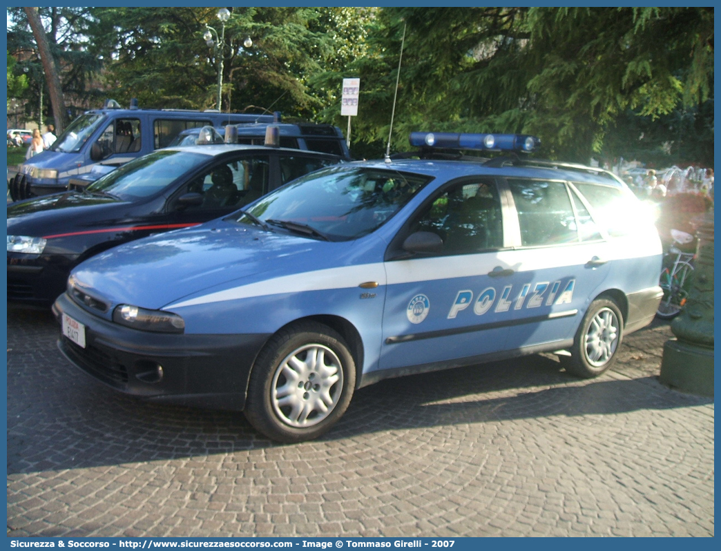 Polizia E1417
Polizia di Stato
Artificieri Antisabotaggio
Fiat Marea Weekend
Parole chiave: E1417;Polizia di Stato;Artificieri Antisabotaggio;Fiat Marea Weekend