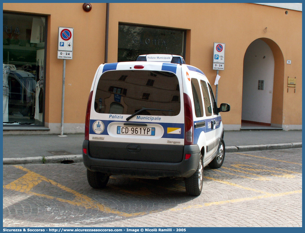 -
Polizia Municipale
Comune di Meldola
Renault Kangoo 4x4 I serie
Allestitore Focaccia Group S.r.l.
Parole chiave: Polizia;Locale;Municipale;Meldola;Renault;Kangoo;Focaccia