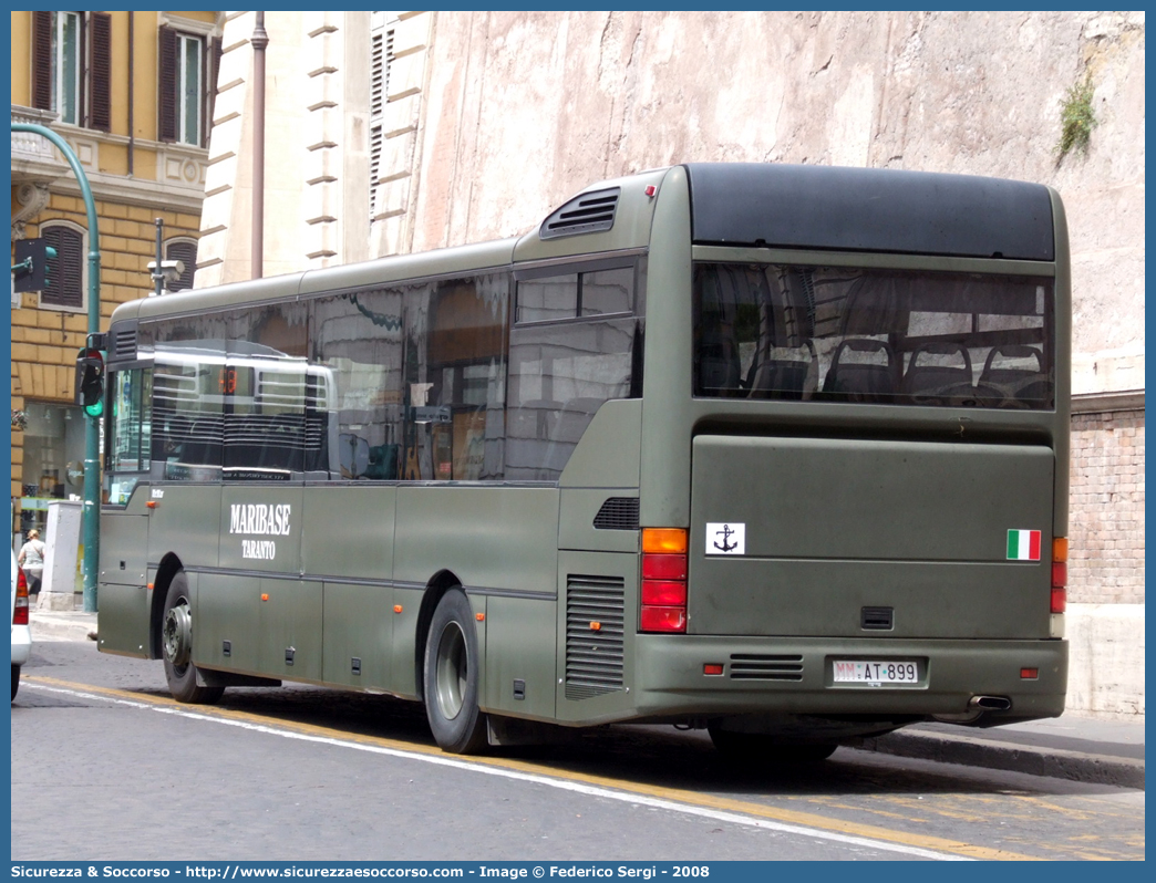 MM AT899
Marina Militare Italiana
Maribase Taranto
Irisbus Myway
Parole chiave: MM;M.M.;Marina Militare;Irisbus;Myway