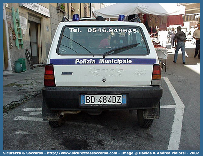 -
Polizia Municipale
Comune di Modigliana
Fiat Panda 4x4 II serie
Parole chiave: Polizia;Locale;Municipale;Modigliana;Fiat;Panda