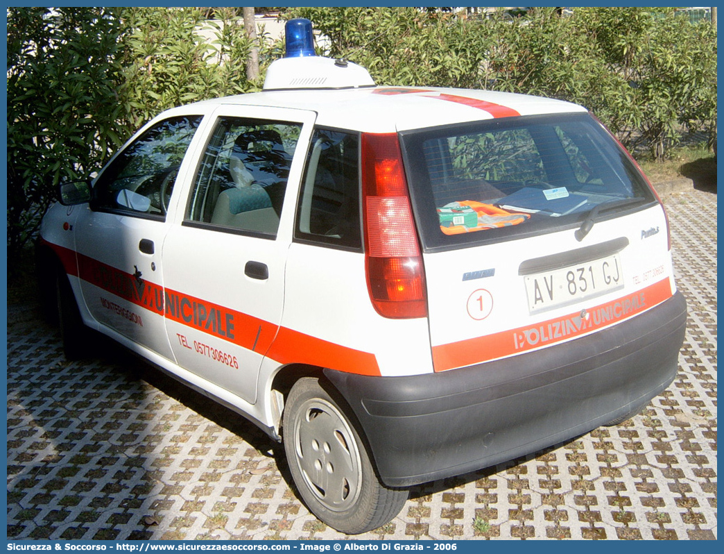 -
Polizia Municipale
Comune di Monteriggioni
Fiat Punto I serie
Parole chiave: Polizia;Locale;Municipale;Monteriggioni;Fiat;Punto