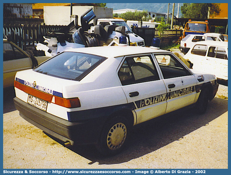 -
Polizia Municipale
Comune di Montignoso
Alfa Romeo 33 II serie
Parole chiave: Polizia;Locale;Municipale;Montignoso;Alfa Romeo;33