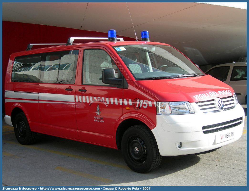 VF D86TN
Corpo Vigili del Fuoco Volontari Riva del Garda
Volkswagen Transporter T5
Parole chiave: VF;V.F.;Vigili del Fuoco;Vigili;Fuoco;Volontari;Riva del Garda;Volkswagen;Transporter;T5;D86TN